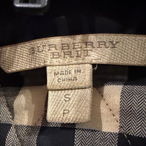 Black Burberry Brit Quilted Jacket with Classic Check Lining - Picture 2 of 8
